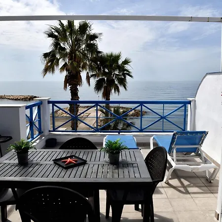 Wonderstays La Perla Azul