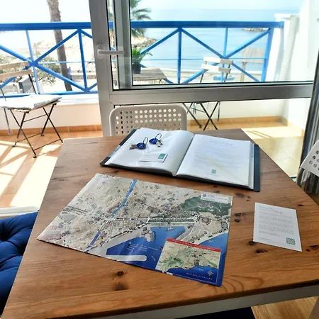 Wonderstays La Perla Azul Appartamento